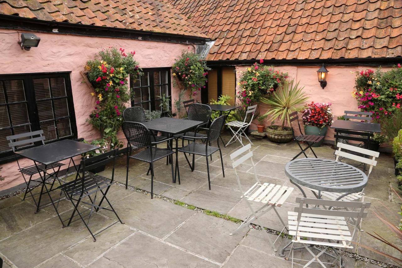 The City Arms Wells Exteriör bild