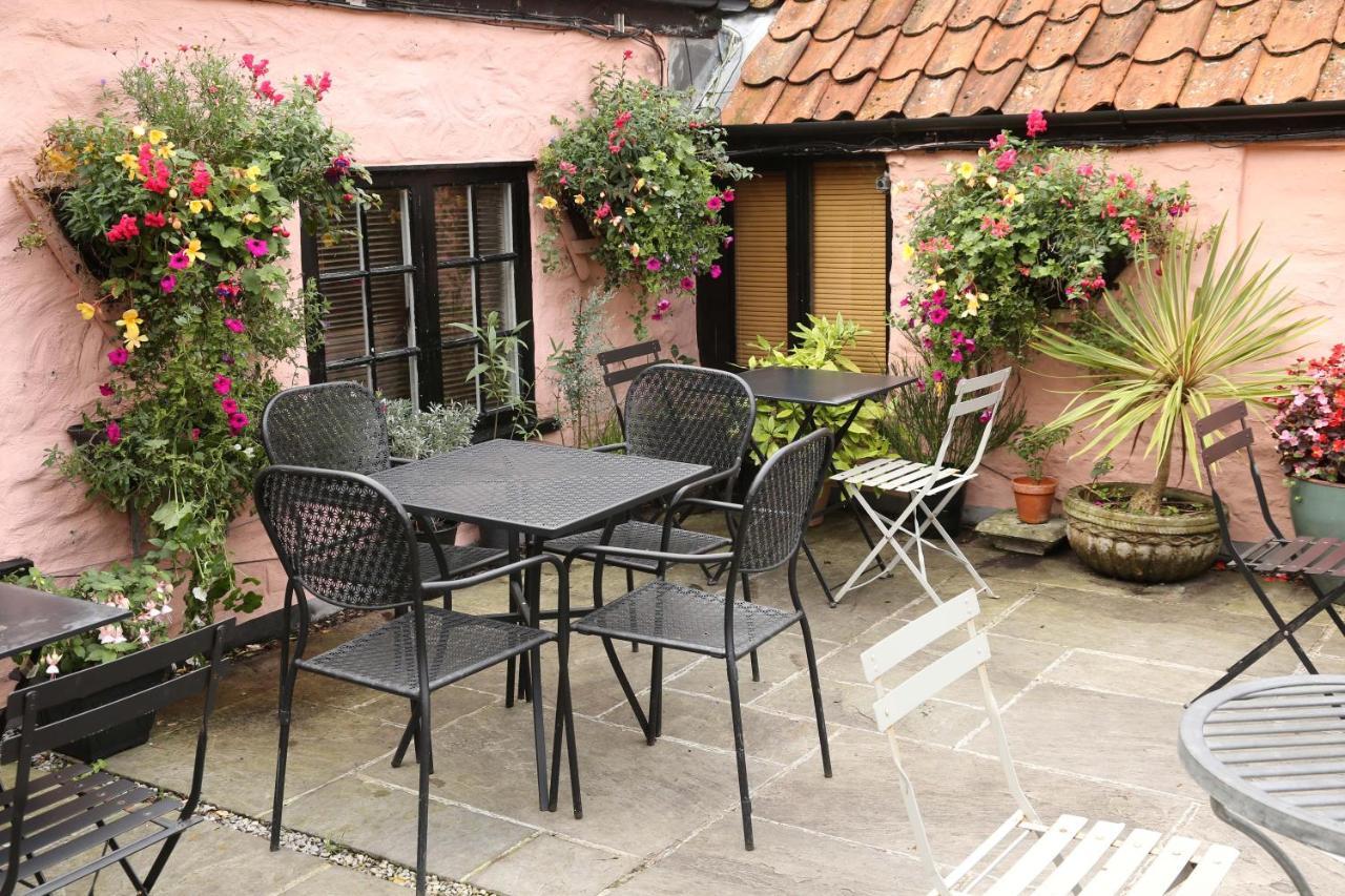 The City Arms Wells Exteriör bild